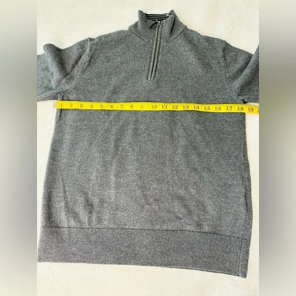UNTUCKit Belguardo  Merino Wool Quarter -Zip Sweater Size Small